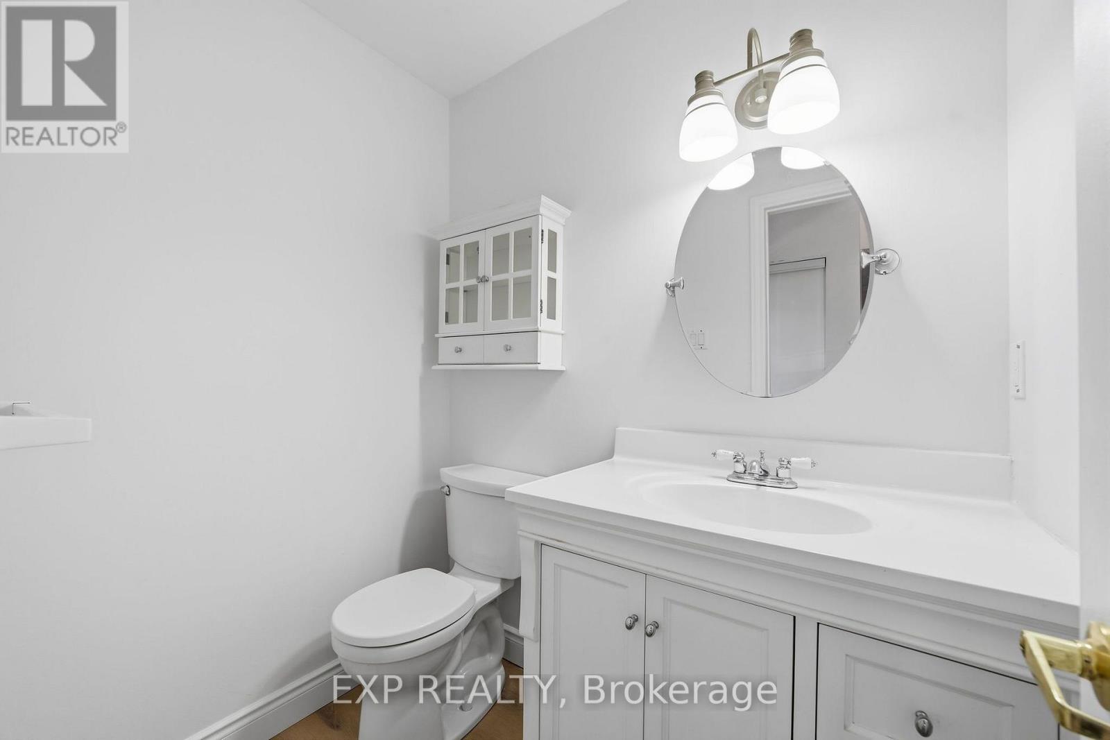 746 Homeview Road, London South (South Q), Ontario  N6C 5N8 - Photo 11 - X13730136