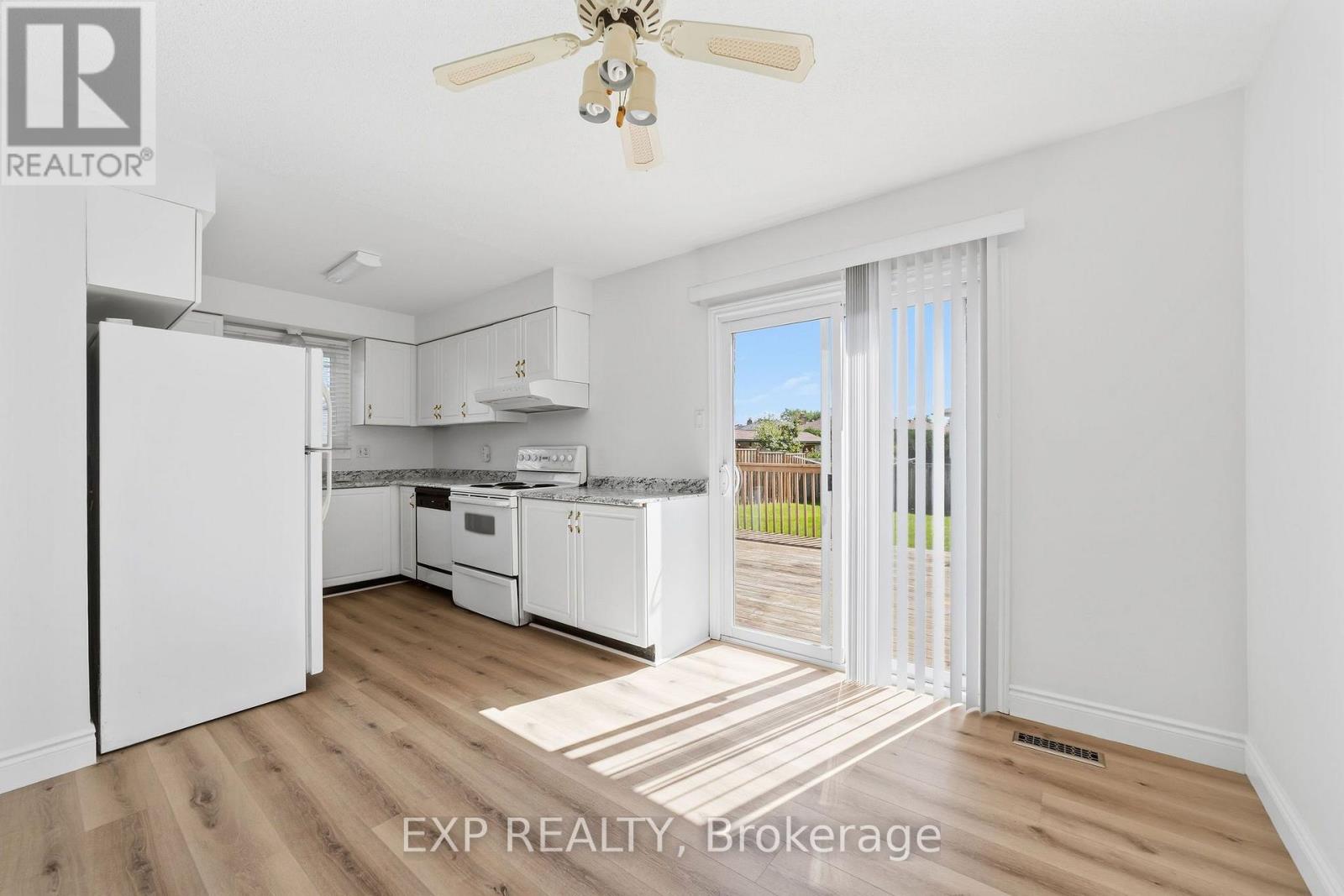 746 Homeview Road, London South (South Q), Ontario  N6C 5N8 - Photo 3 - X13730136