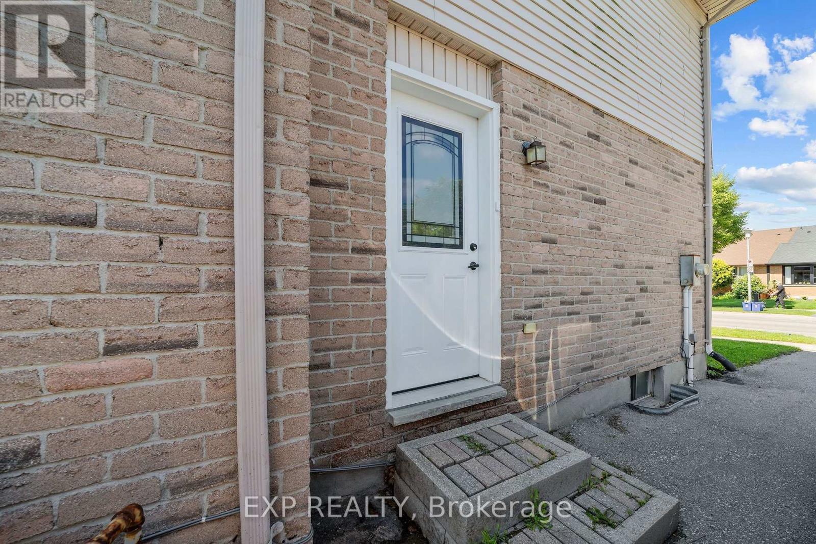 746 Homeview Road, London South (South Q), Ontario  N6C 5N8 - Photo 30 - X13730136