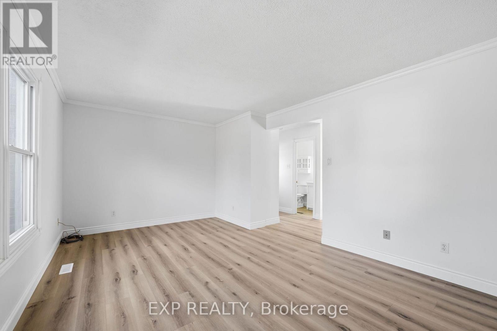 746 Homeview Road, London South (South Q), Ontario  N6C 5N8 - Photo 9 - X13730136