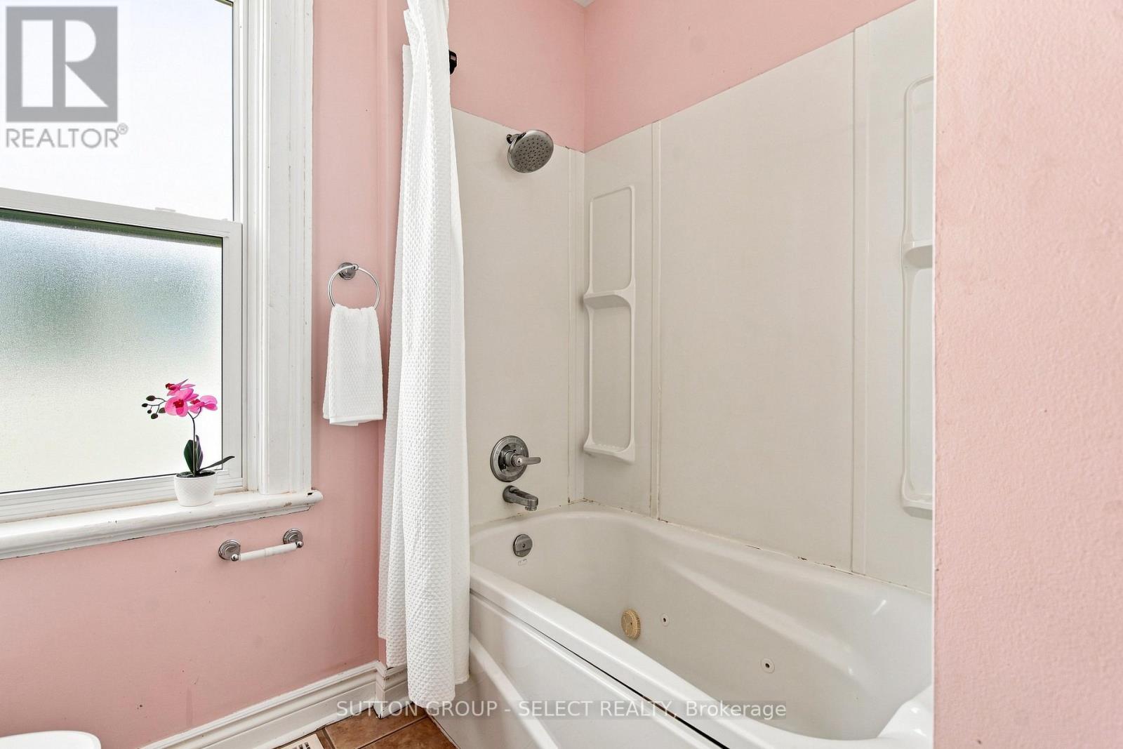 563 Ontario Street, London East, Ontario  N5W 3X9 - Photo 23 - X13730158