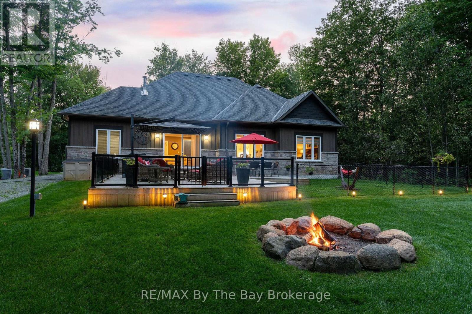 81 Spruce Street, Tiny, Ontario  L0L 1P1 - Photo 3 - S13730108