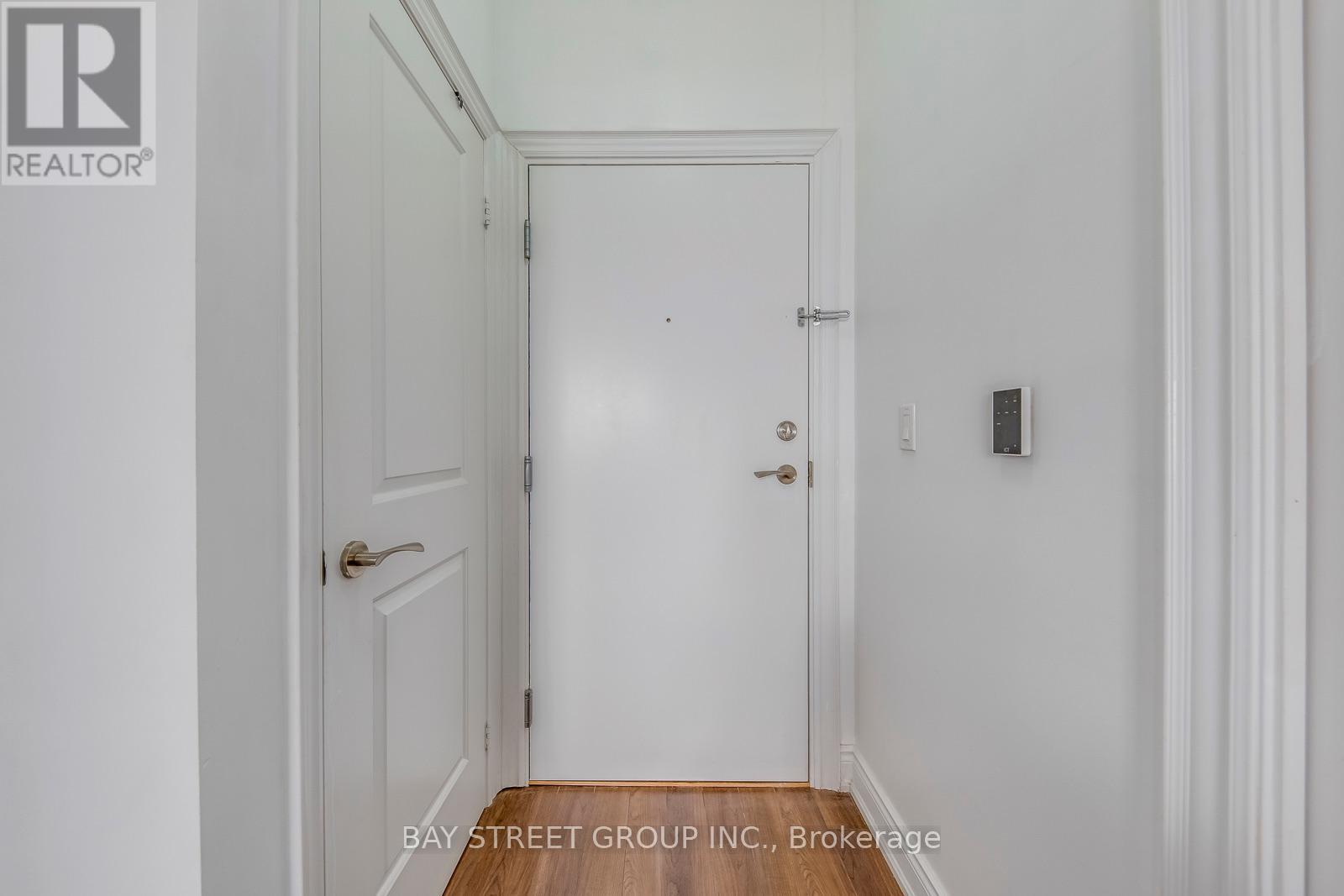911 - 38 Cedarland Drive, Markham, Ontario  L6G 0G7 - Photo 7 - N13730118