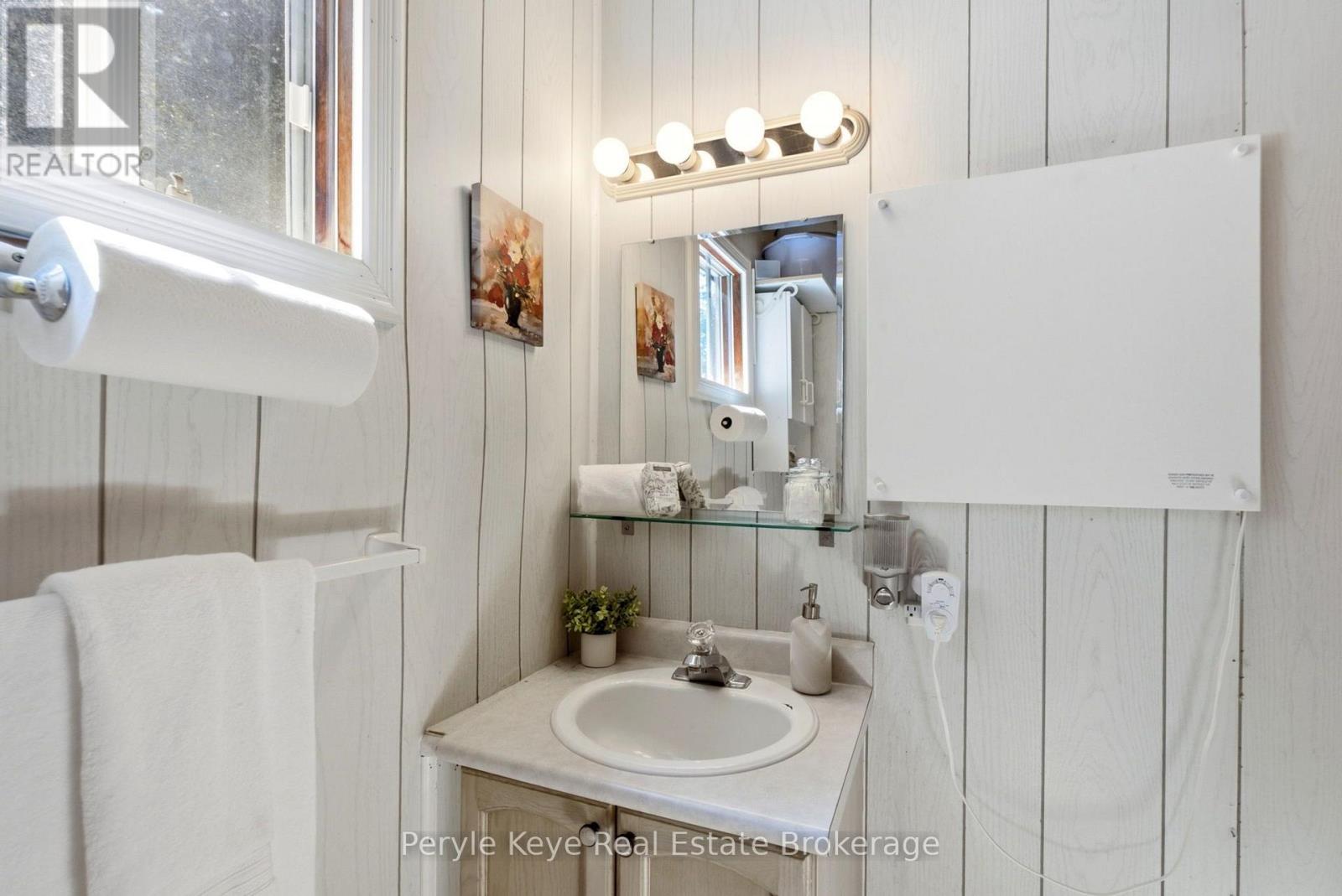1160 Lakeshore Drive S, Bracebridge (Oakley), Ontario  P1L 1X3 - Photo 22 - X13730120