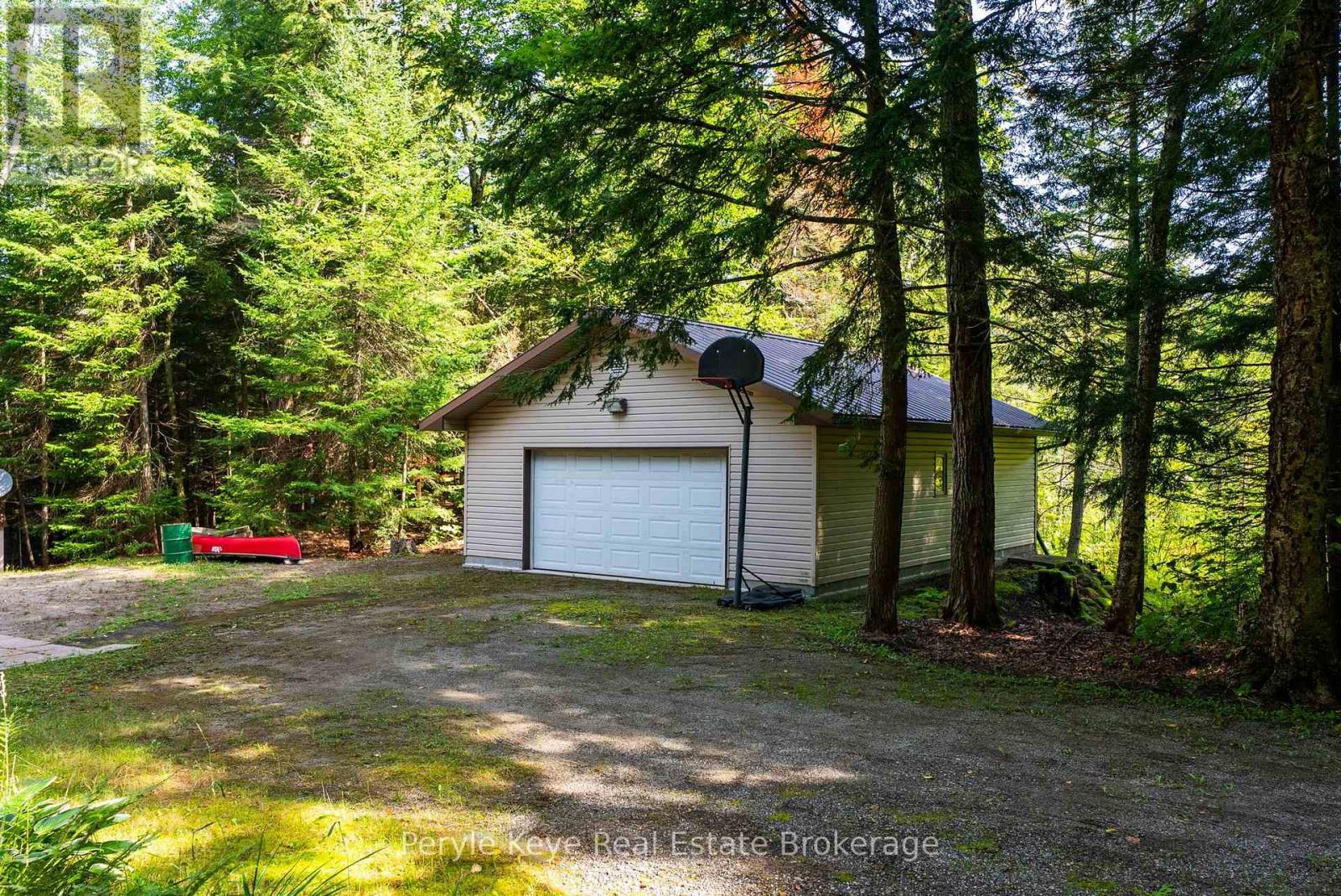 1160 Lakeshore Drive S, Bracebridge (Oakley), Ontario  P1L 1X3 - Photo 31 - X13730120