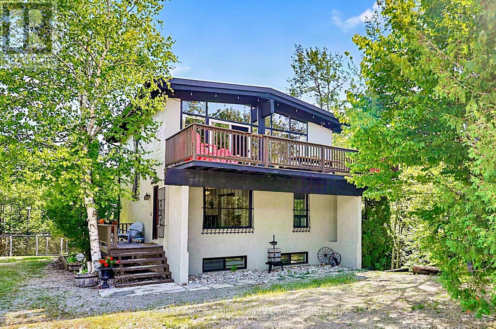121 Birch View Trail, Blue Mountains, Ontario  L9Y 0M1 - Photo 1 - X13730126
