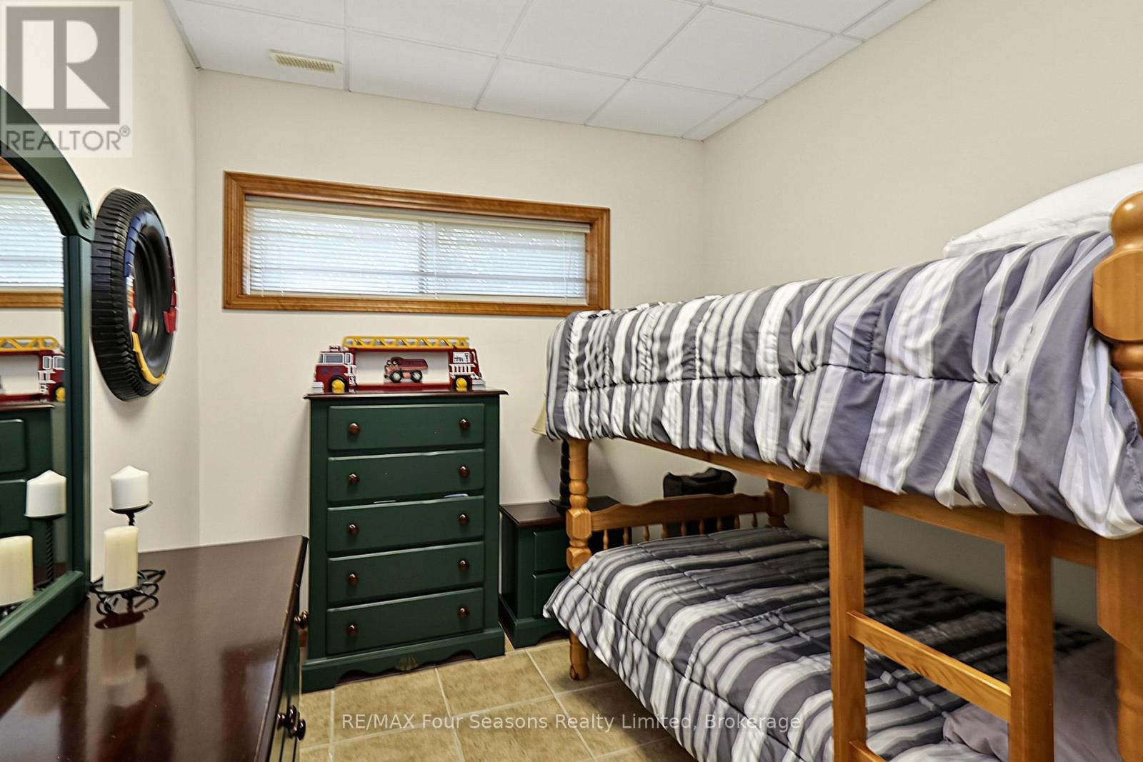 121 Birch View Trail, Blue Mountains, Ontario  L9Y 0M1 - Photo 18 - X13730126