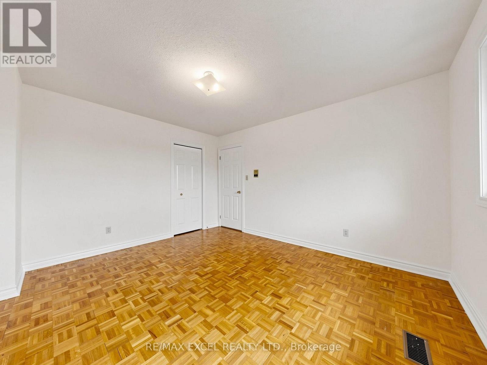 3 Lovekin Grove, Toronto, Ontario  M1T 3T5 - Photo 33 - E13729920