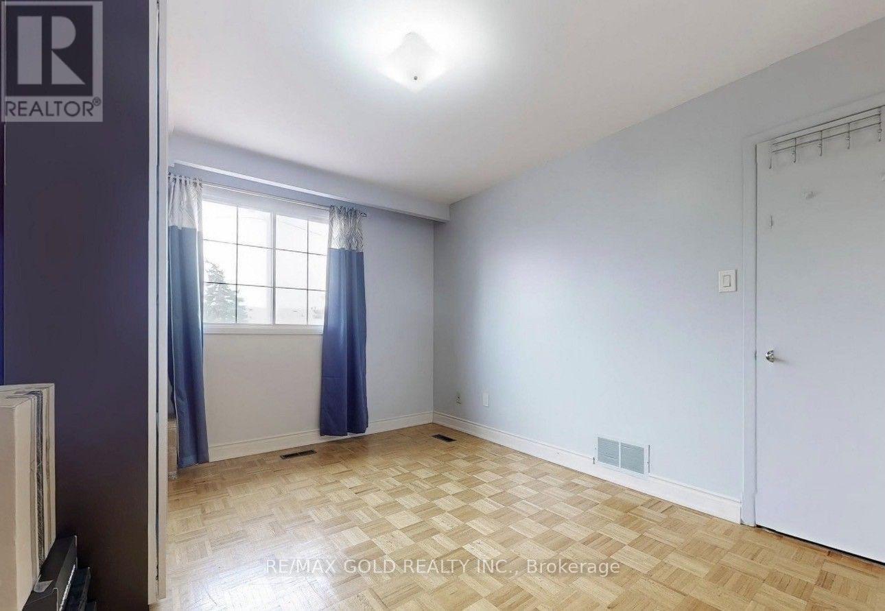 8 - 7033 Netherbrae Road, Mississauga, Ontario  L4T 2W2 - Photo 12 - W13730134
