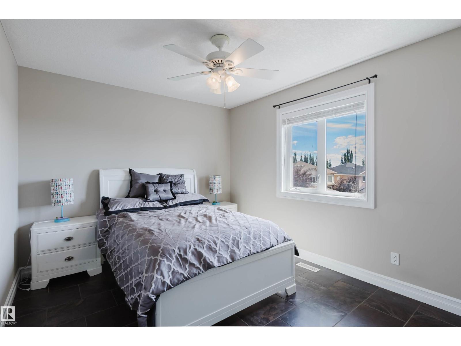 picture 28