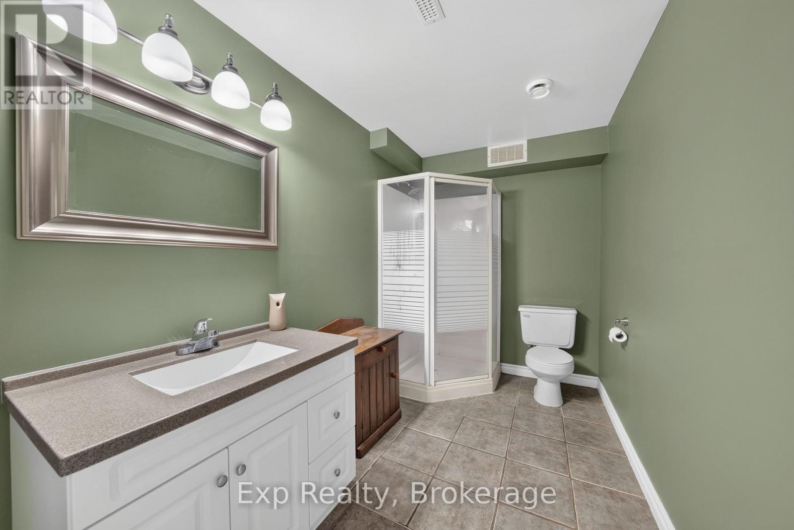 59 Avondale Road, Belleville, Ontario  K8P 4G2 - Photo 19 - X13730218