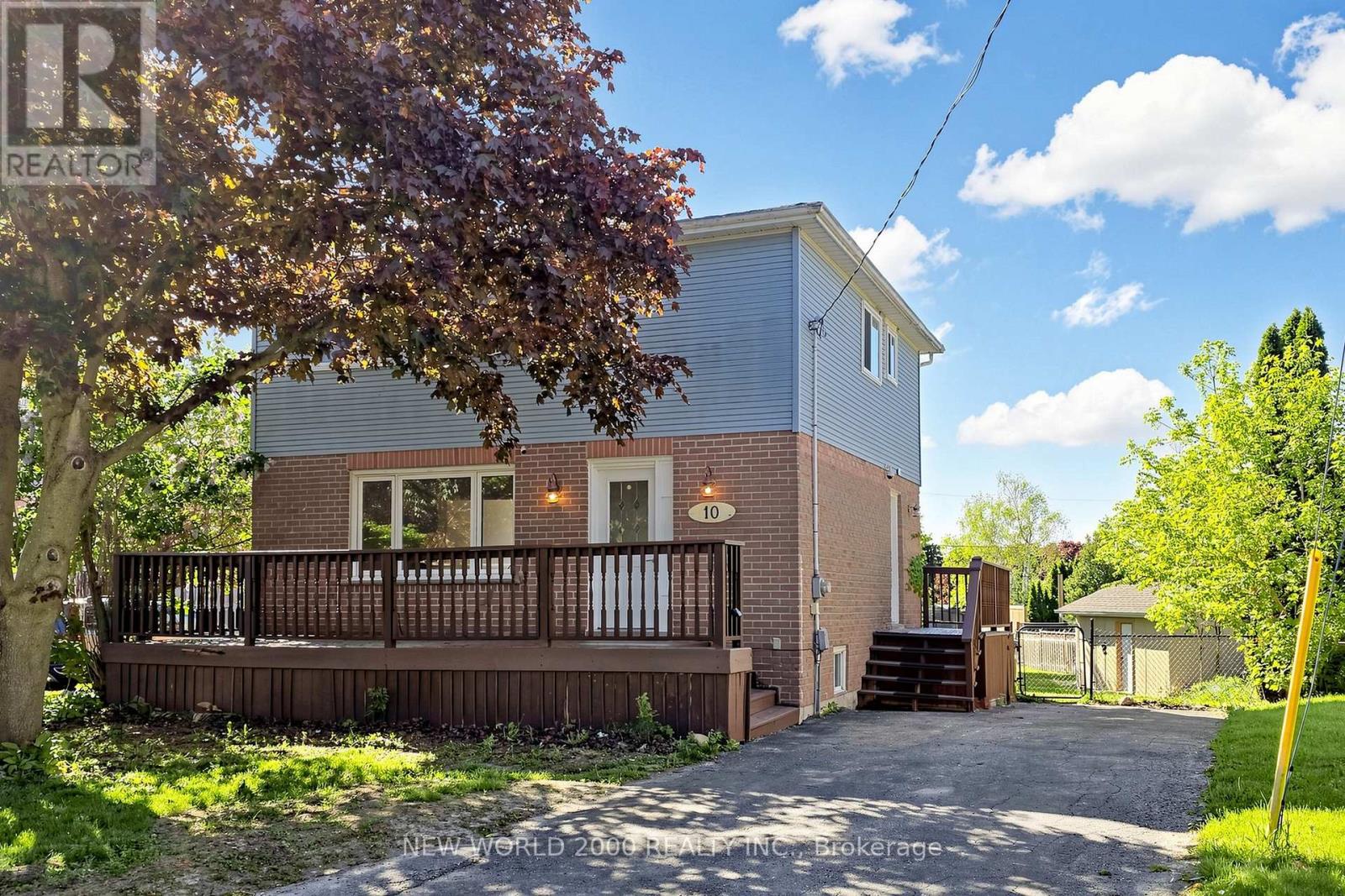 10 Buce Avenue, Bradford West Gwillimbury (Bradford), Ontario  L3Z 2C4 - Photo 2 - N13730184
