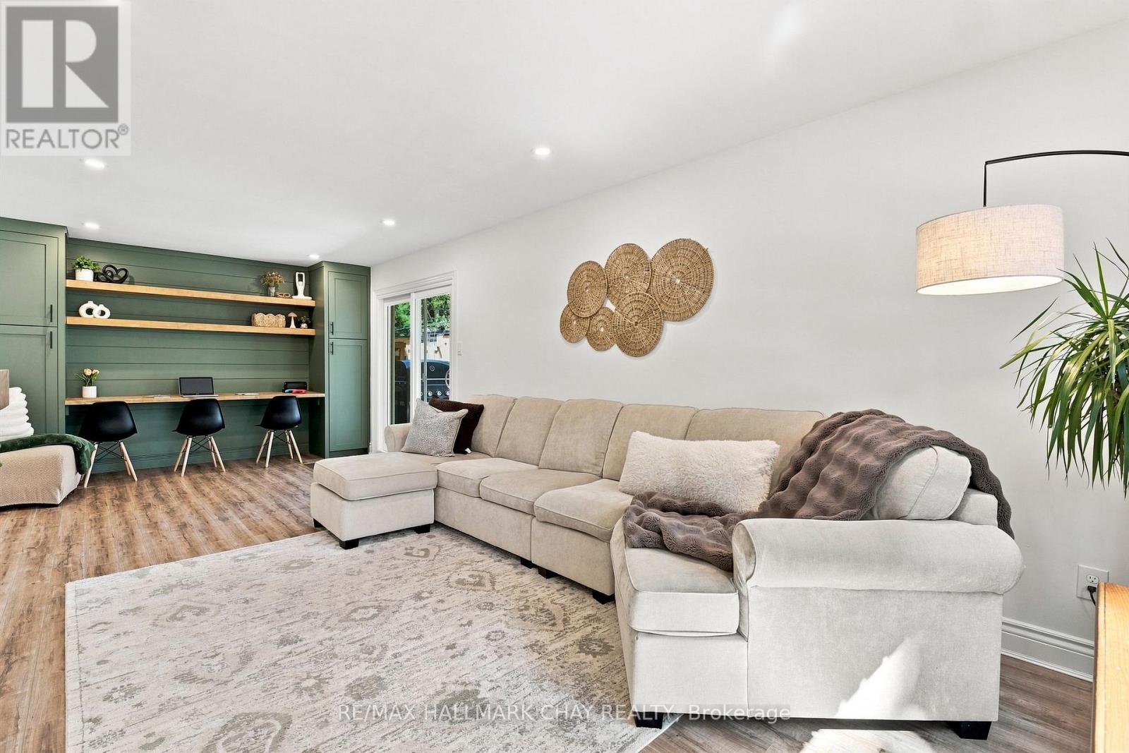 278 Carlisle Street, Newmarket, Ontario  L3Y 6C1 - Photo 4 - N13730186