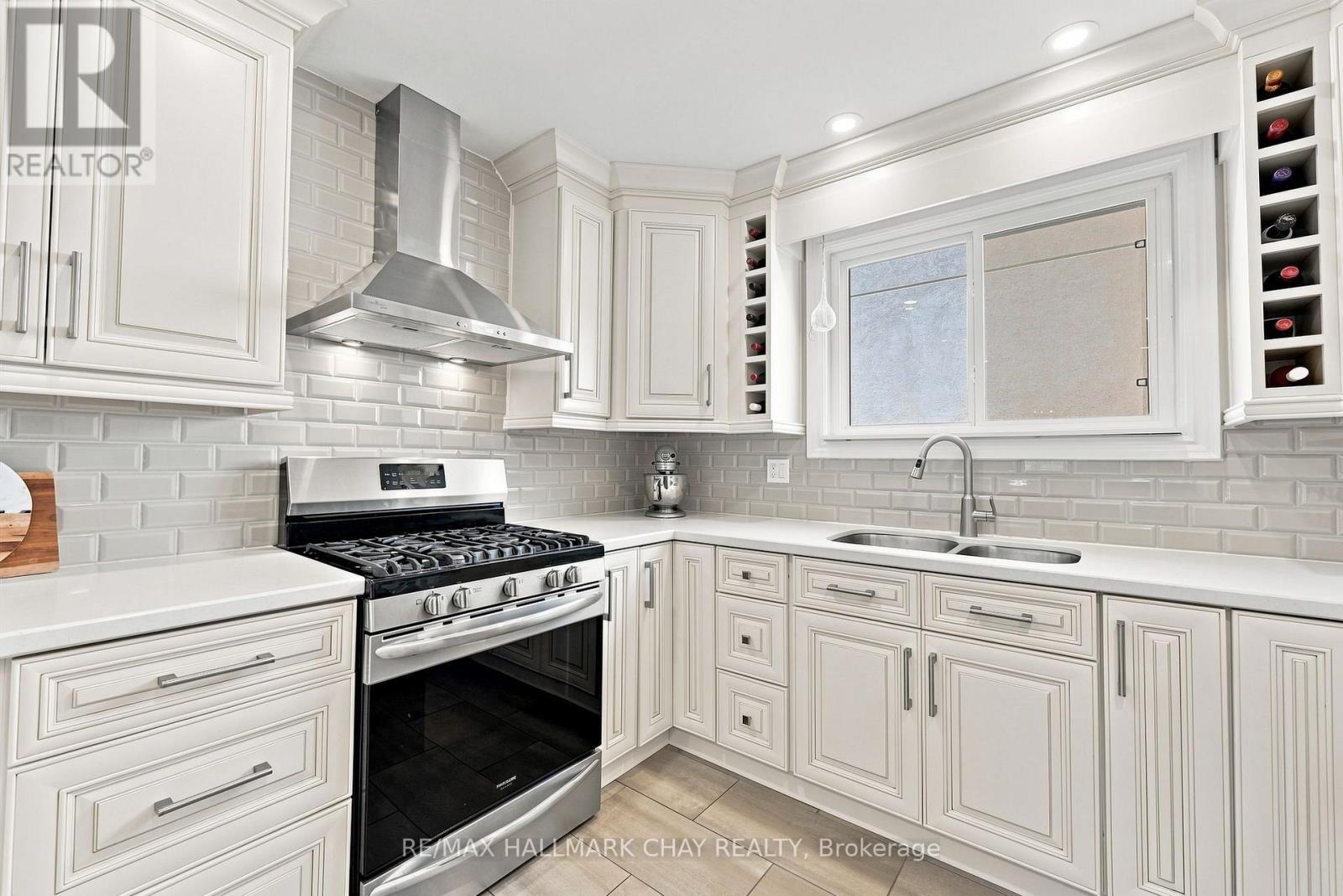278 Carlisle Street, Newmarket, Ontario  L3Y 6C1 - Photo 6 - N13730186