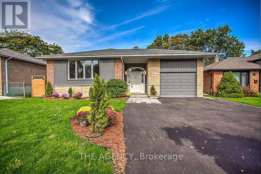 14 WARESIDE ROAD, Toronto, Ontario