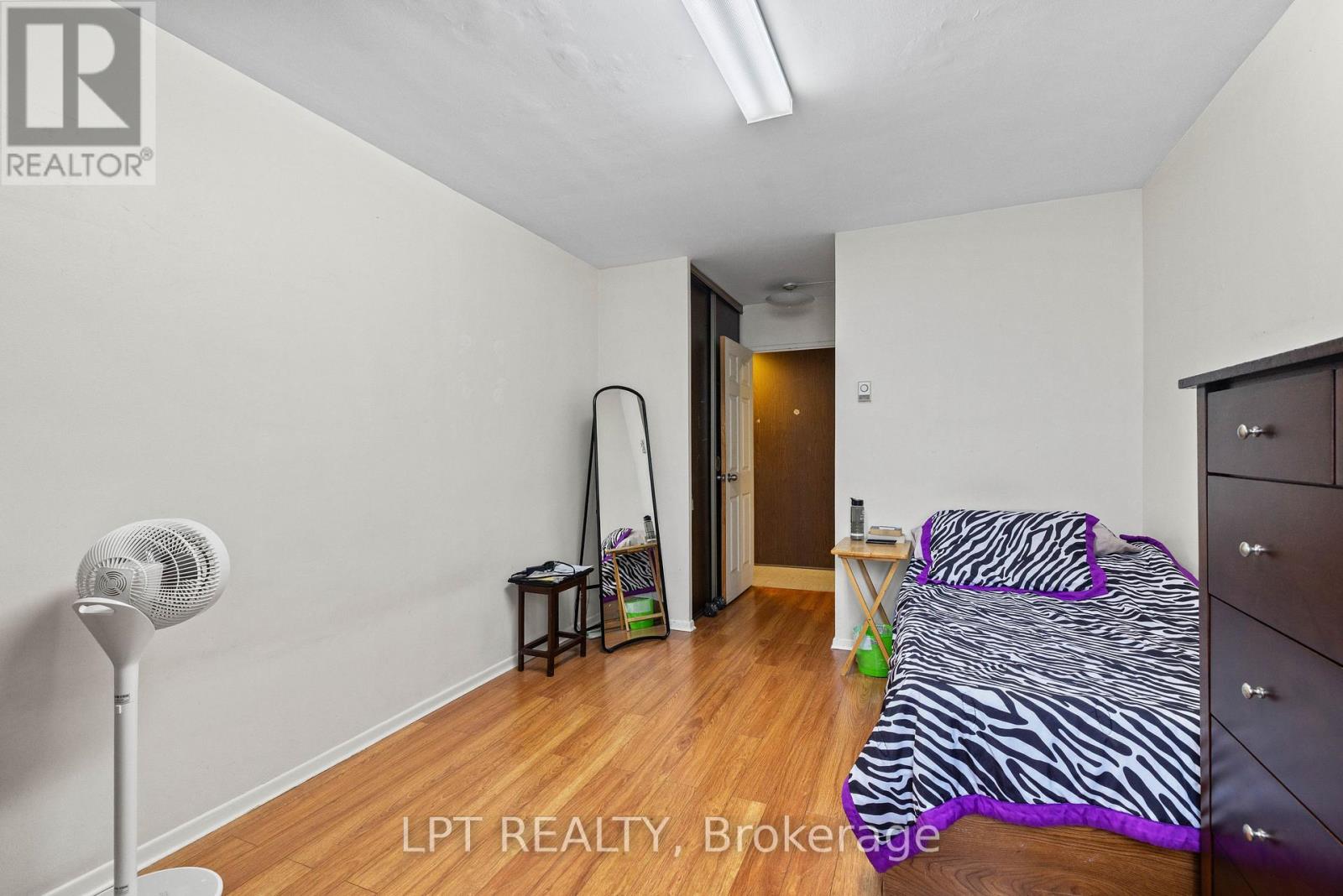 2811 - 5 Massey Square, Toronto, Ontario M4C 5L6 - Photo 27 - E13694694