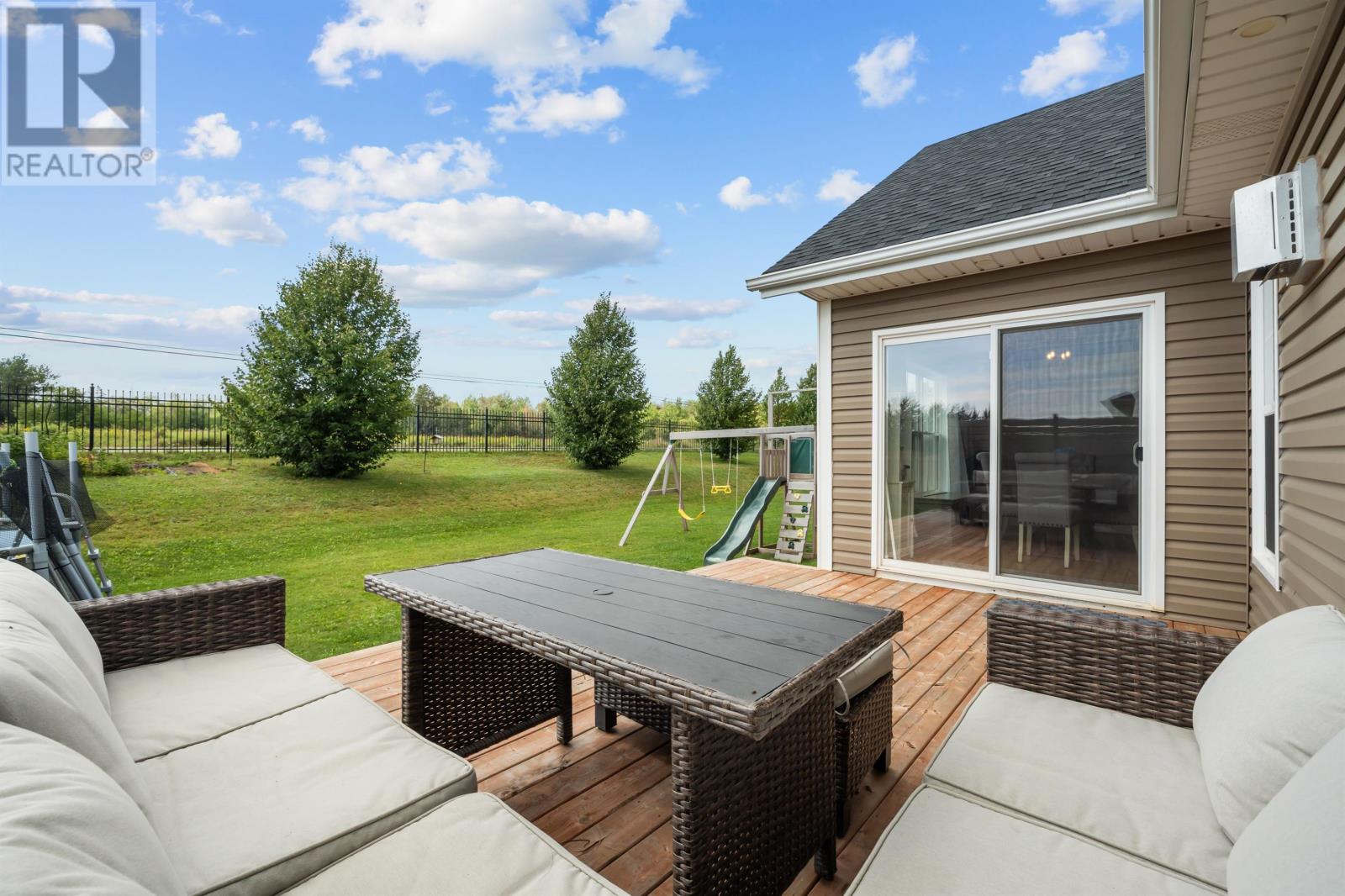 31 Lantern Crescent, Cornwall, Prince Edward Island  C0A 1H8 - Photo 45 - 202622062
