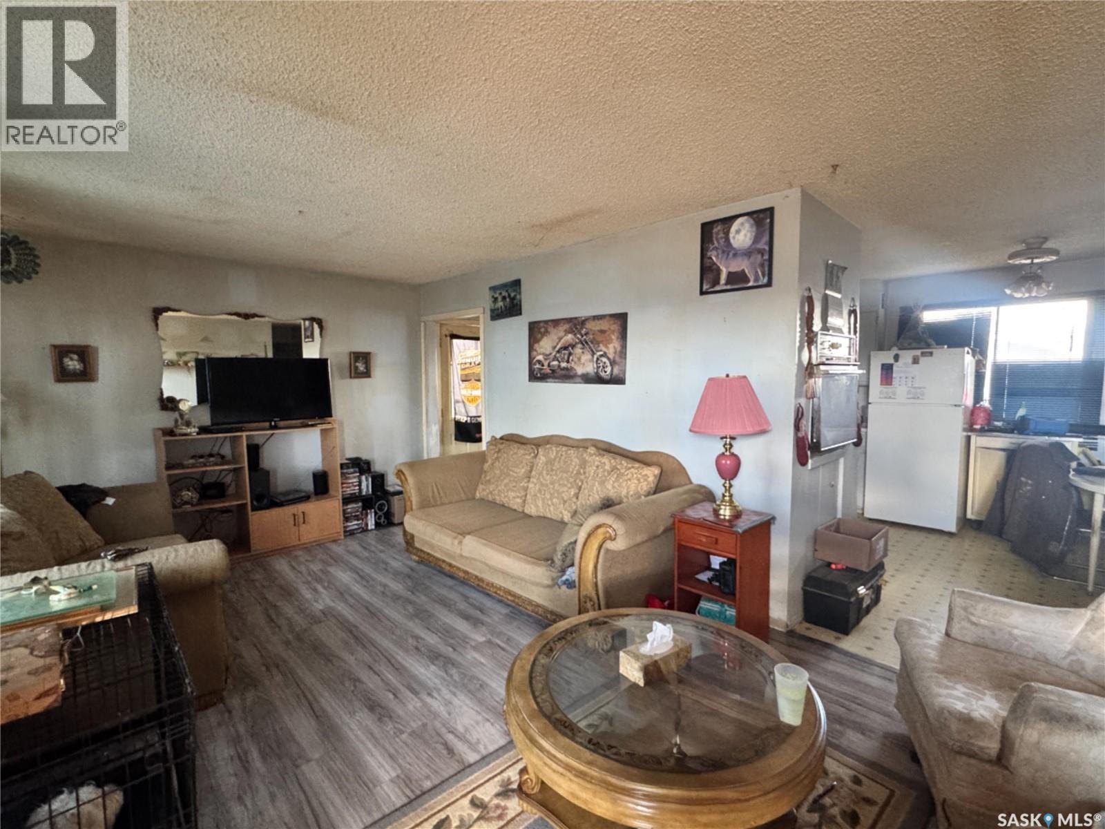 102 1st Avenue, Landis, Saskatchewan  S0K 2K0 - Photo 7 - SK036562