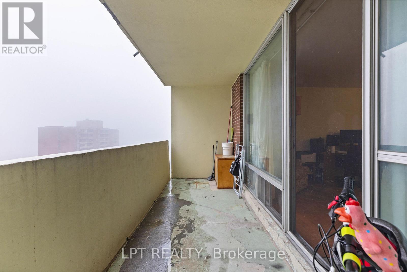 2811 - 5 Massey Square, Toronto, Ontario M4C 5L6 - Photo 17 - E13694694