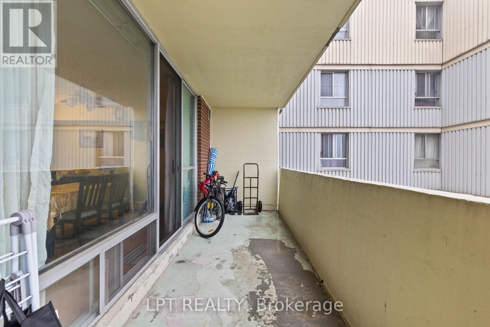 2811 - 5 Massey Square, Toronto, Ontario M4C 5L6 - Photo 18 - E13694694