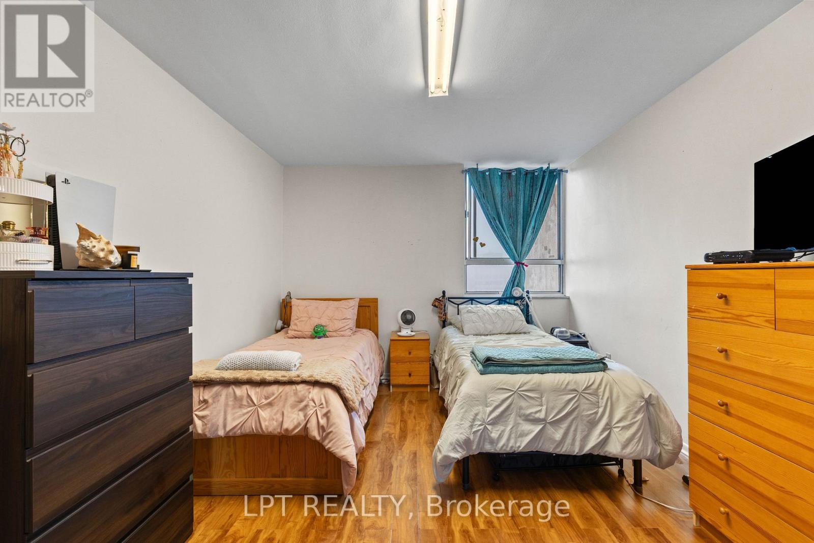 2811 - 5 Massey Square, Toronto, Ontario M4C 5L6 - Photo 23 - E13694694
