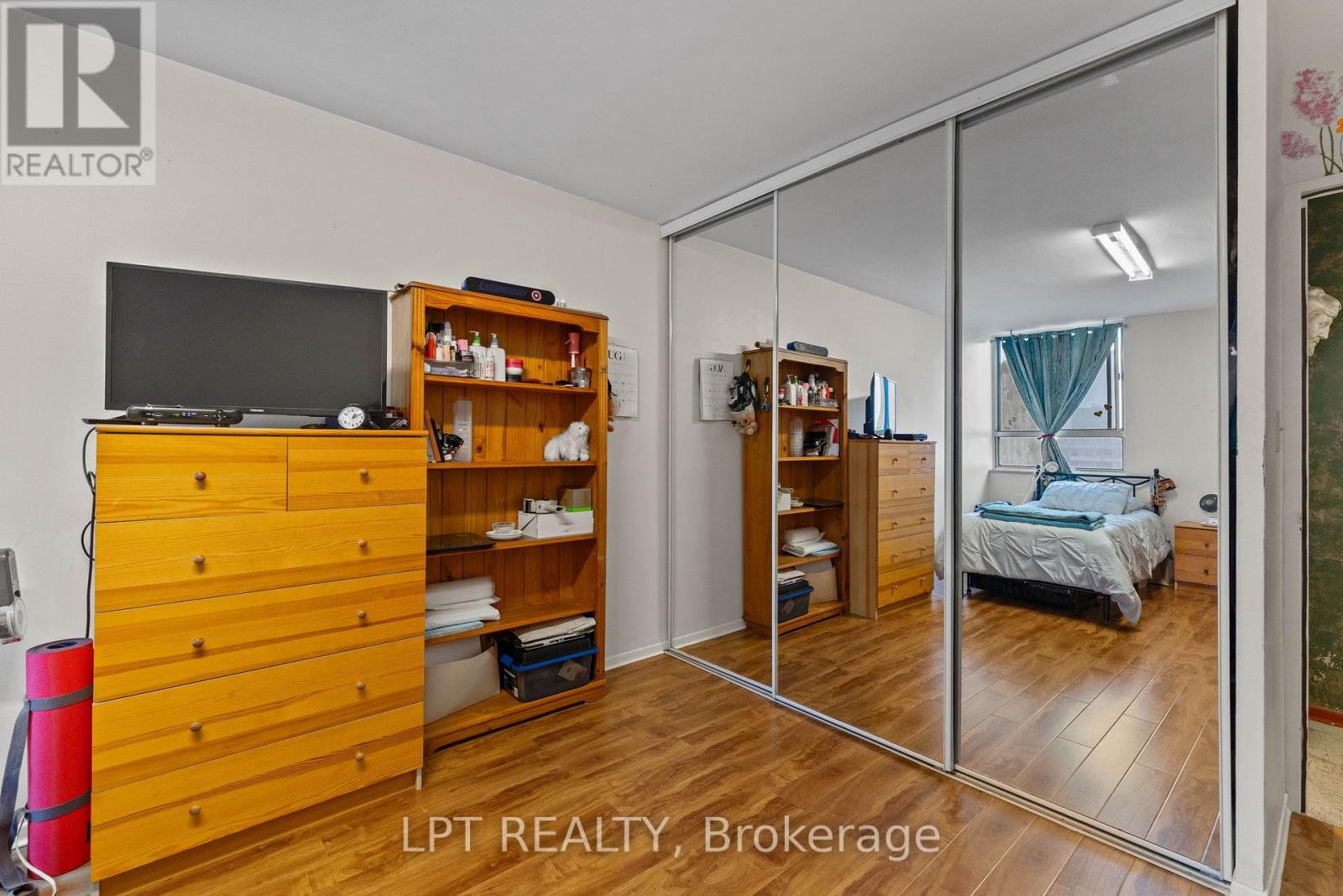 2811 - 5 Massey Square, Toronto, Ontario M4C 5L6 - Photo 24 - E13694694
