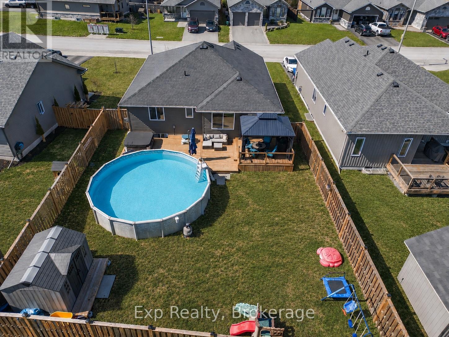 47 Birchmount Street, Quinte West, Ontario  K8V 0C6 - Photo 2 - X13730334