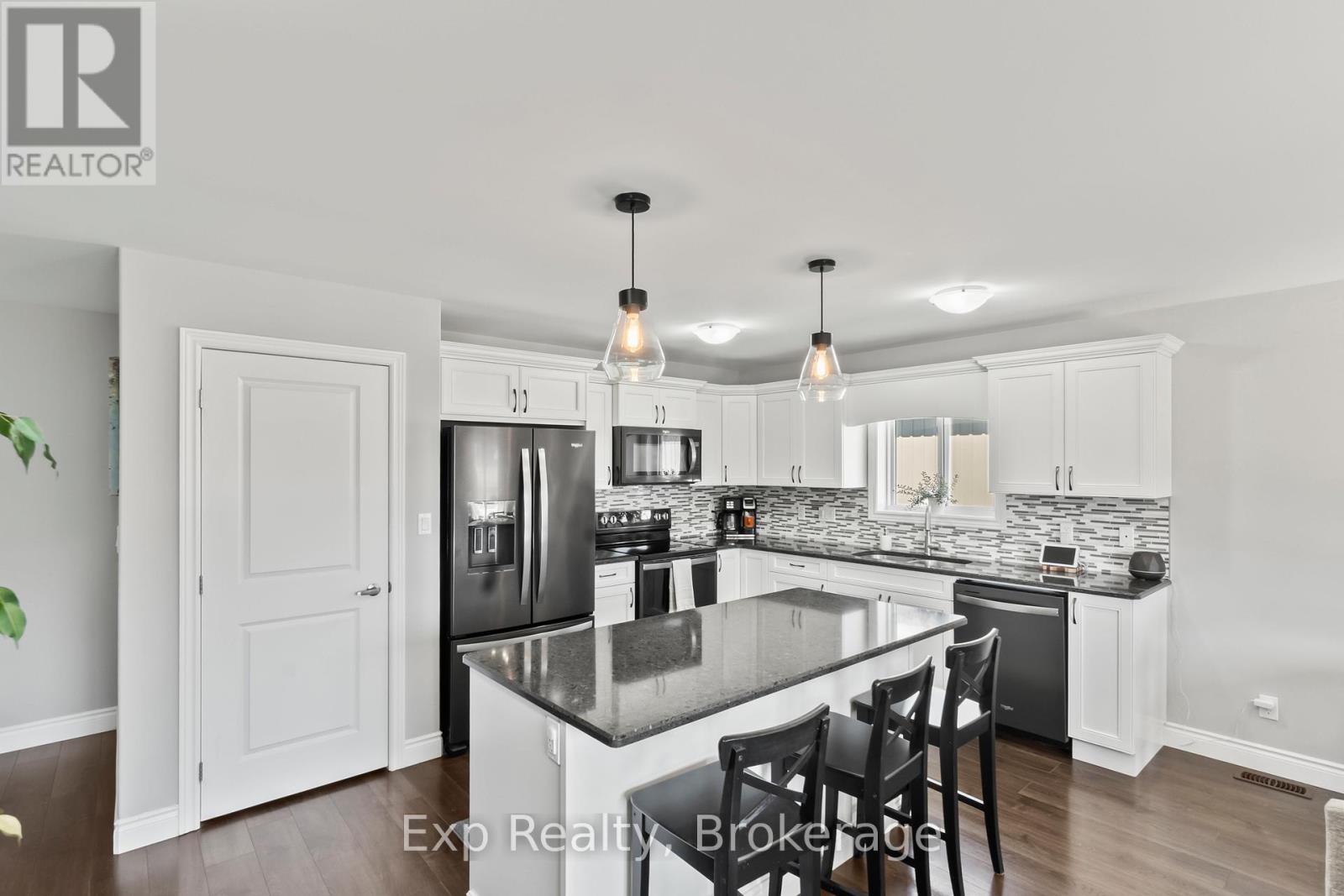 47 Birchmount Street, Quinte West, Ontario  K8V 0C6 - Photo 7 - X13730334