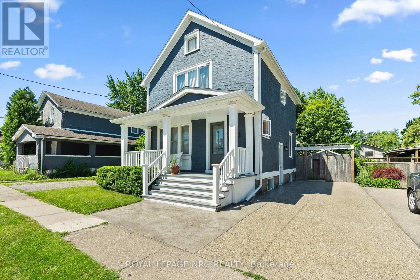 5 Greenlaw Place, St. Catharines, Ontario  L2R 4S5 - Photo 3 - X13730342