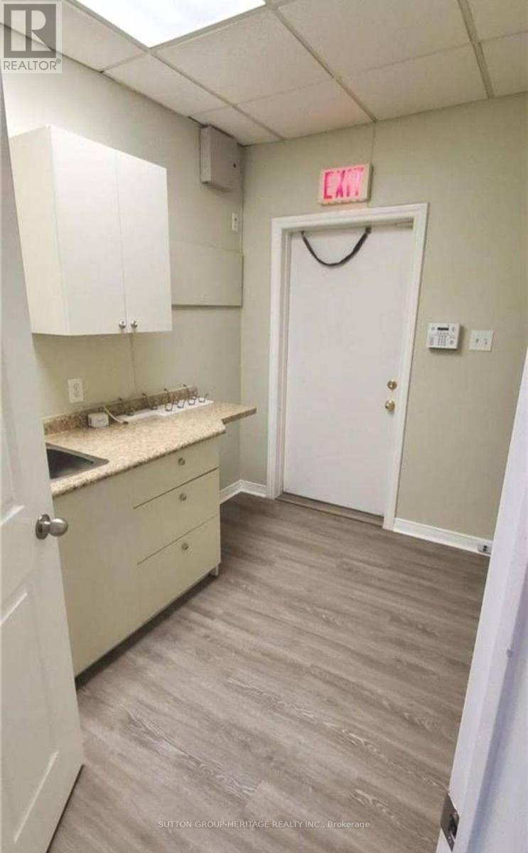 4-413 Dundas Street E, Whitby, Ontario  L1N 2J2 - Photo 7 - E13730292