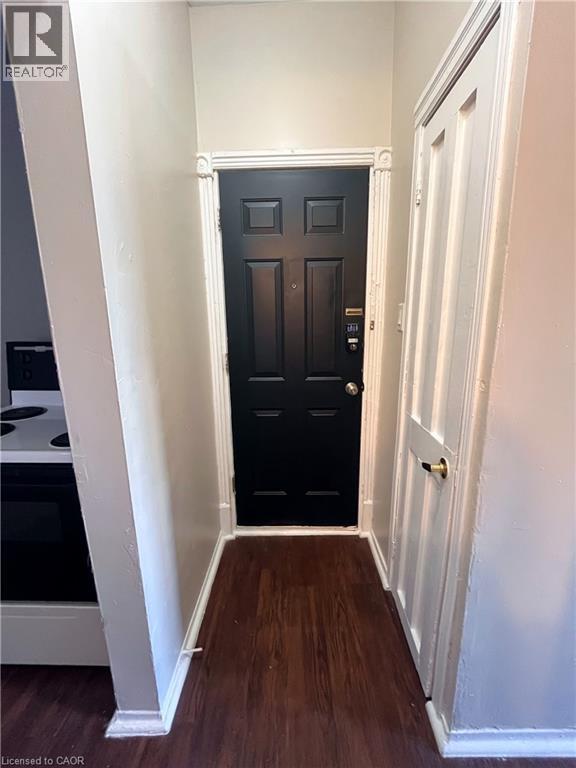 169 Wentworth Street N Unit# 3, Hamilton, Ontario  L8L 5V6 - Photo 6 - 40859339