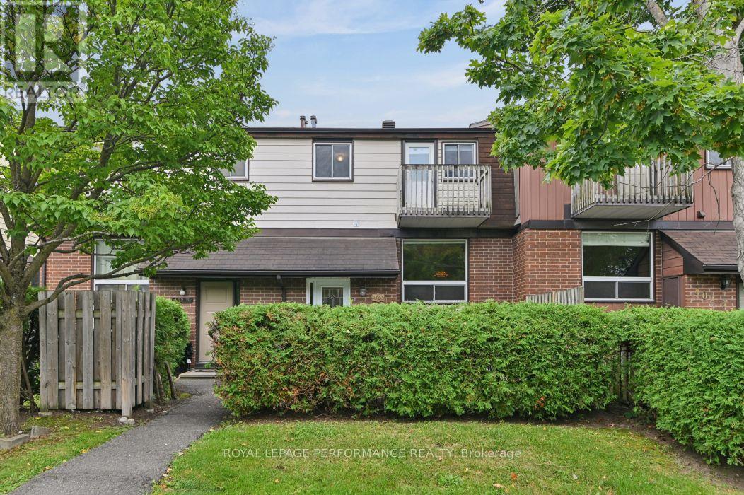 9 - 402 Montfort Street, Ottawa, Ontario K1L 8G7 - Photo 2 - X13722564