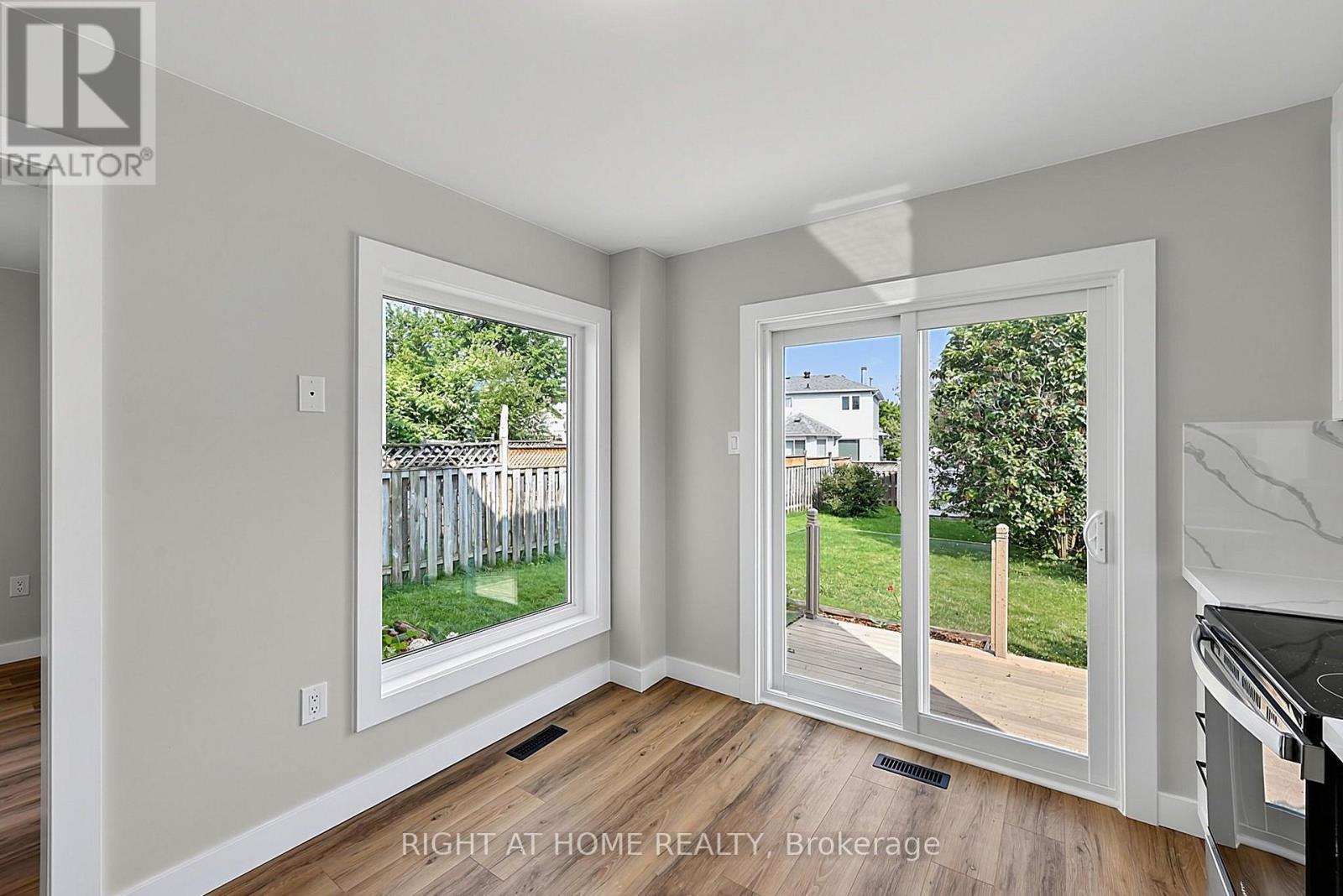 6 Ward Drive, Barrie, Ontario L4N 7N9 - Photo 10 - S13730282