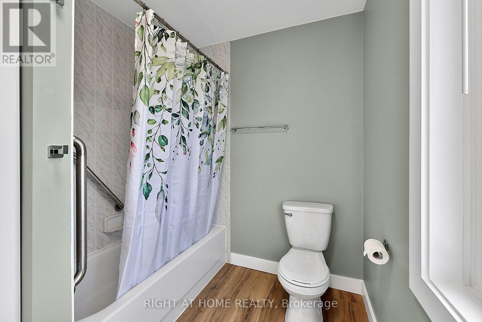 6 Ward Drive, Barrie, Ontario L4N 7N9 - Photo 17 - S13730282
