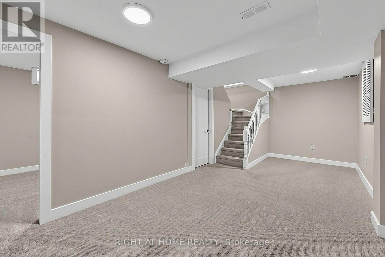 6 Ward Drive, Barrie, Ontario L4N 7N9 - Photo 18 - S13730282