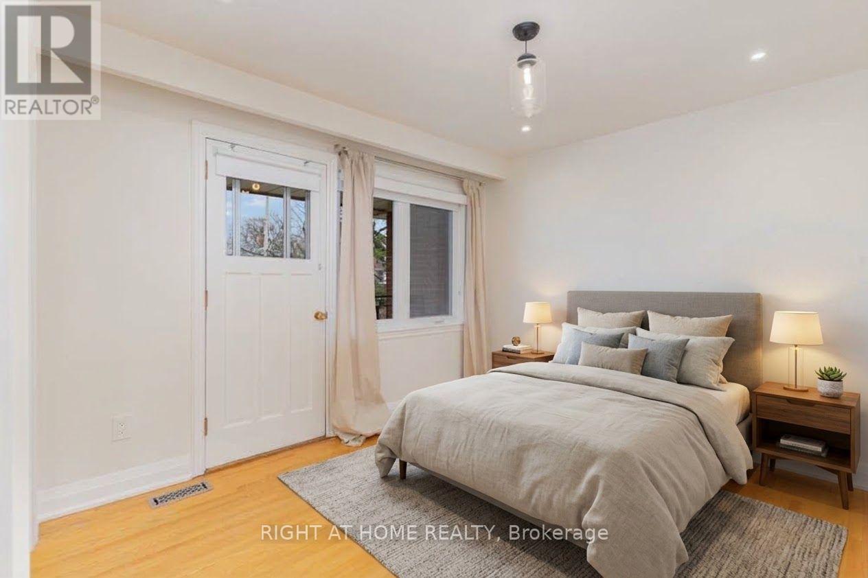 147 Ascot Avenue, Toronto, Ontario  M6E 1G5 - Photo 12 - W13730240