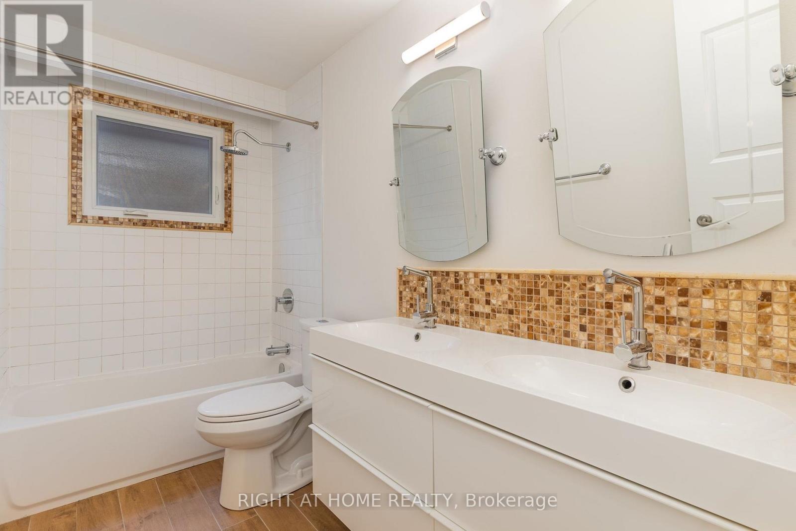 147 Ascot Avenue, Toronto, Ontario  M6E 1G5 - Photo 13 - W13730240