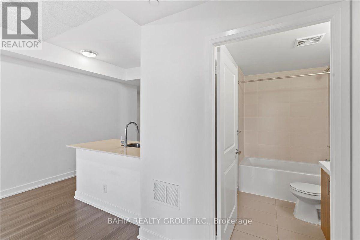 301 - 6 Eva Road, Toronto, Ontario M9C 0B1 - Photo 22 - W13730246