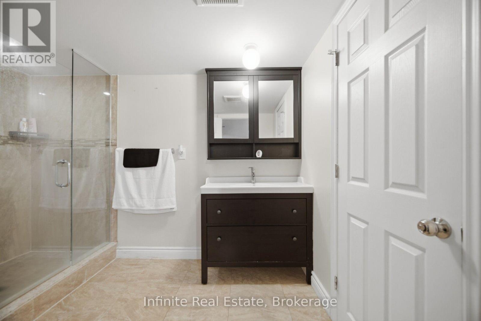 32 Bear Run Road, Brampton, Ontario  L6X 2Y9 - Photo 40 - W13730294