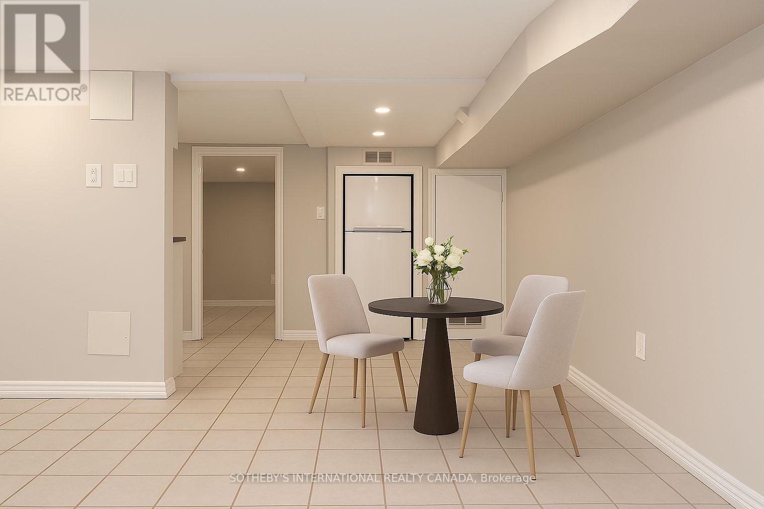 Bsmt - 15 Indian Road Crescent, Toronto, Ontario  M6P 2E9 - Photo 4 - W13730302