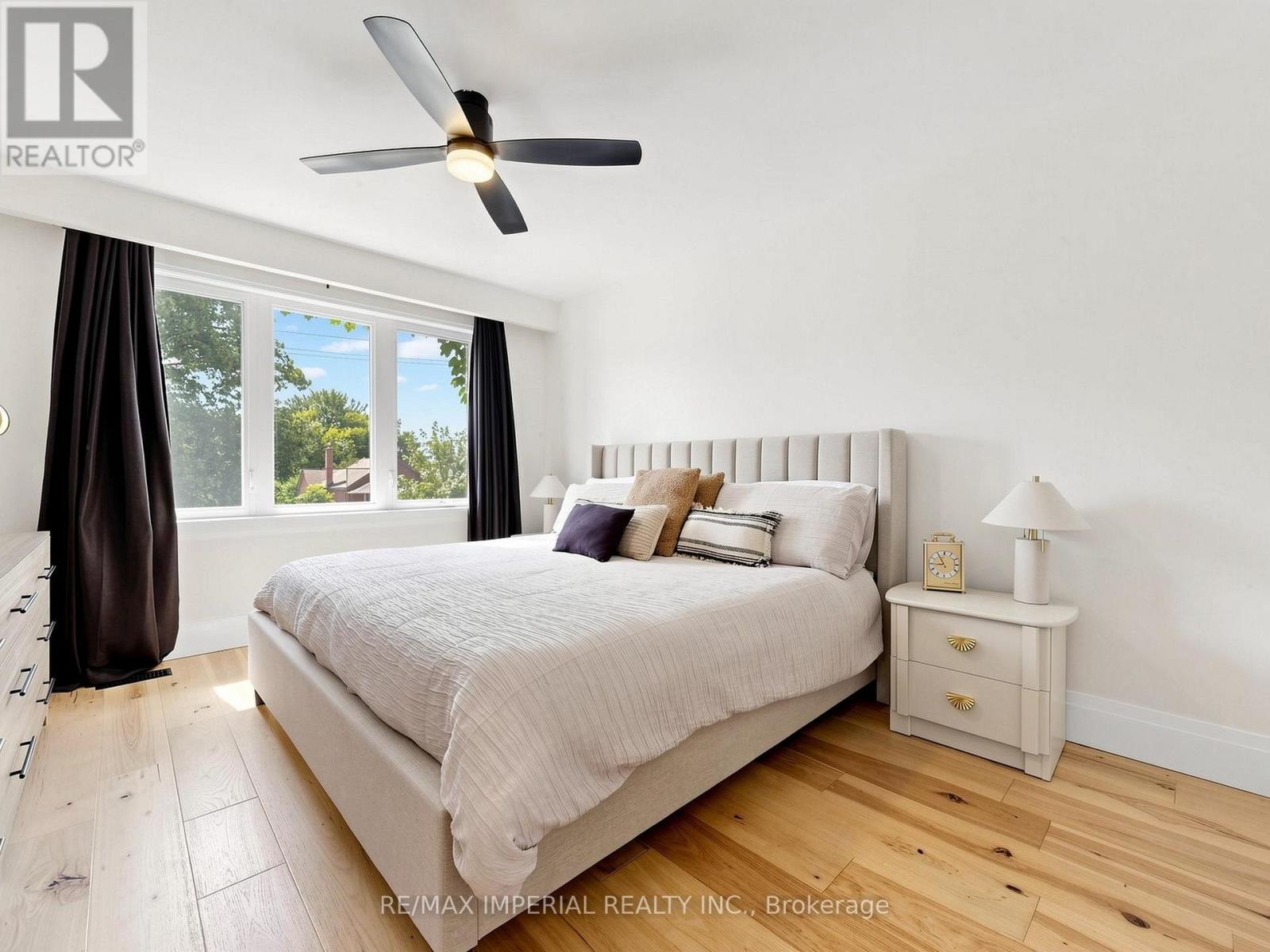 404 Glen Park Avenue, Toronto, Ontario  M6B 2E5 - Photo 18 - W13730356