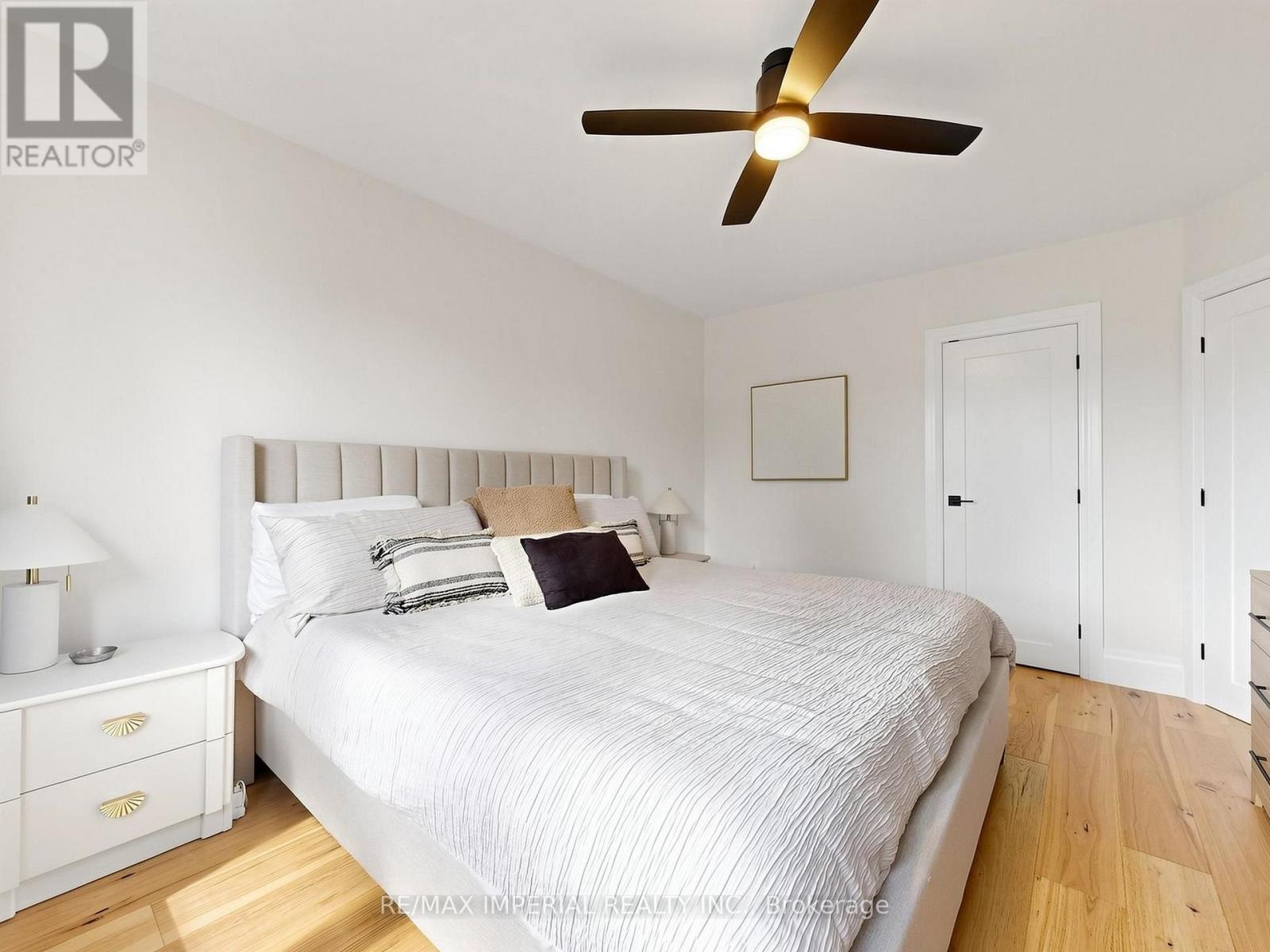 404 Glen Park Avenue, Toronto, Ontario  M6B 2E5 - Photo 19 - W13730356