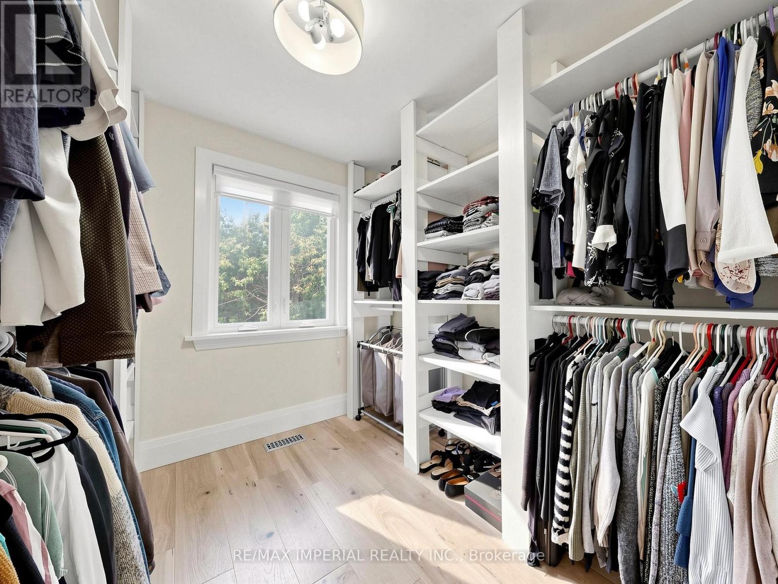 404 Glen Park Avenue, Toronto, Ontario  M6B 2E5 - Photo 24 - W13730356