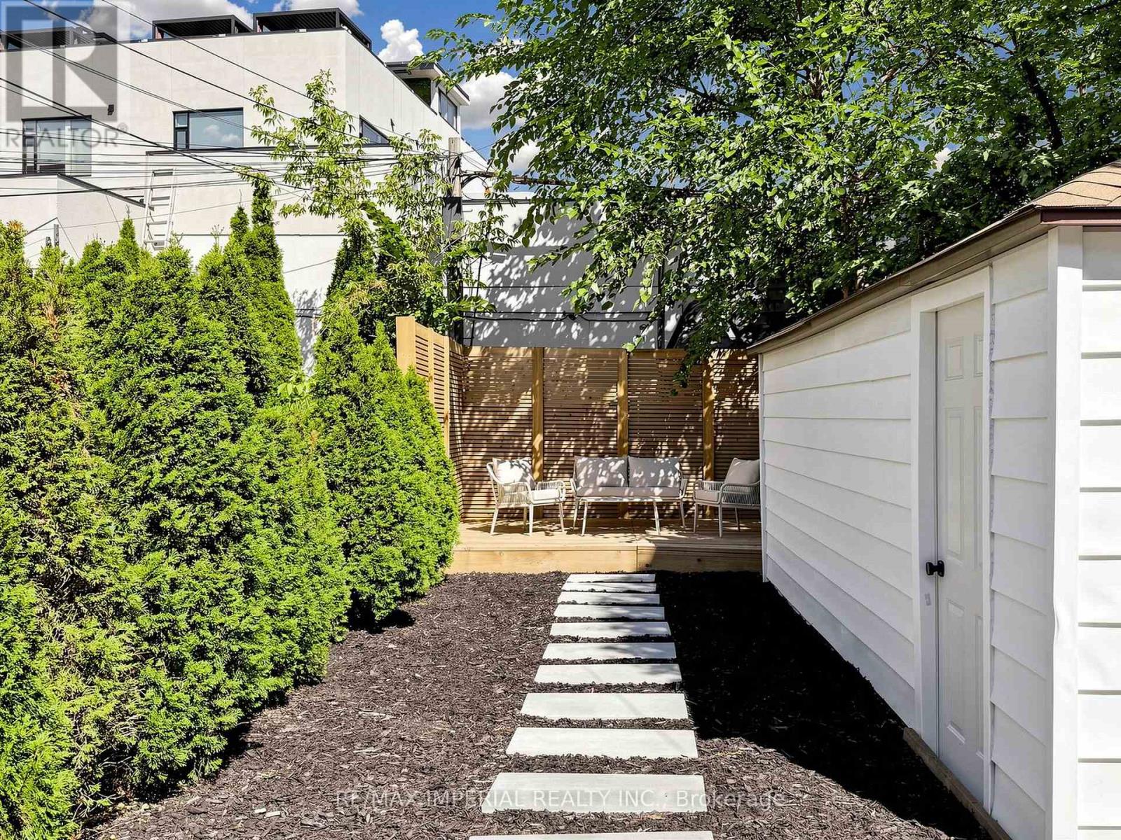 404 Glen Park Avenue, Toronto, Ontario  M6B 2E5 - Photo 44 - W13730356