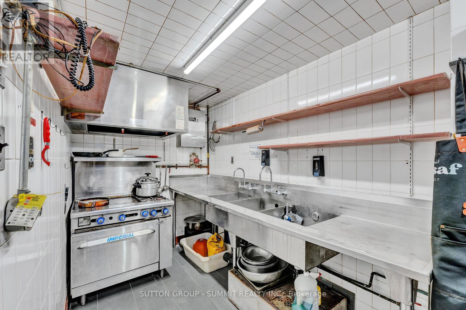 17 - 2500 Hurontario Street, Mississauga, Ontario  L5B 1N4 - Photo 19 - W13730364