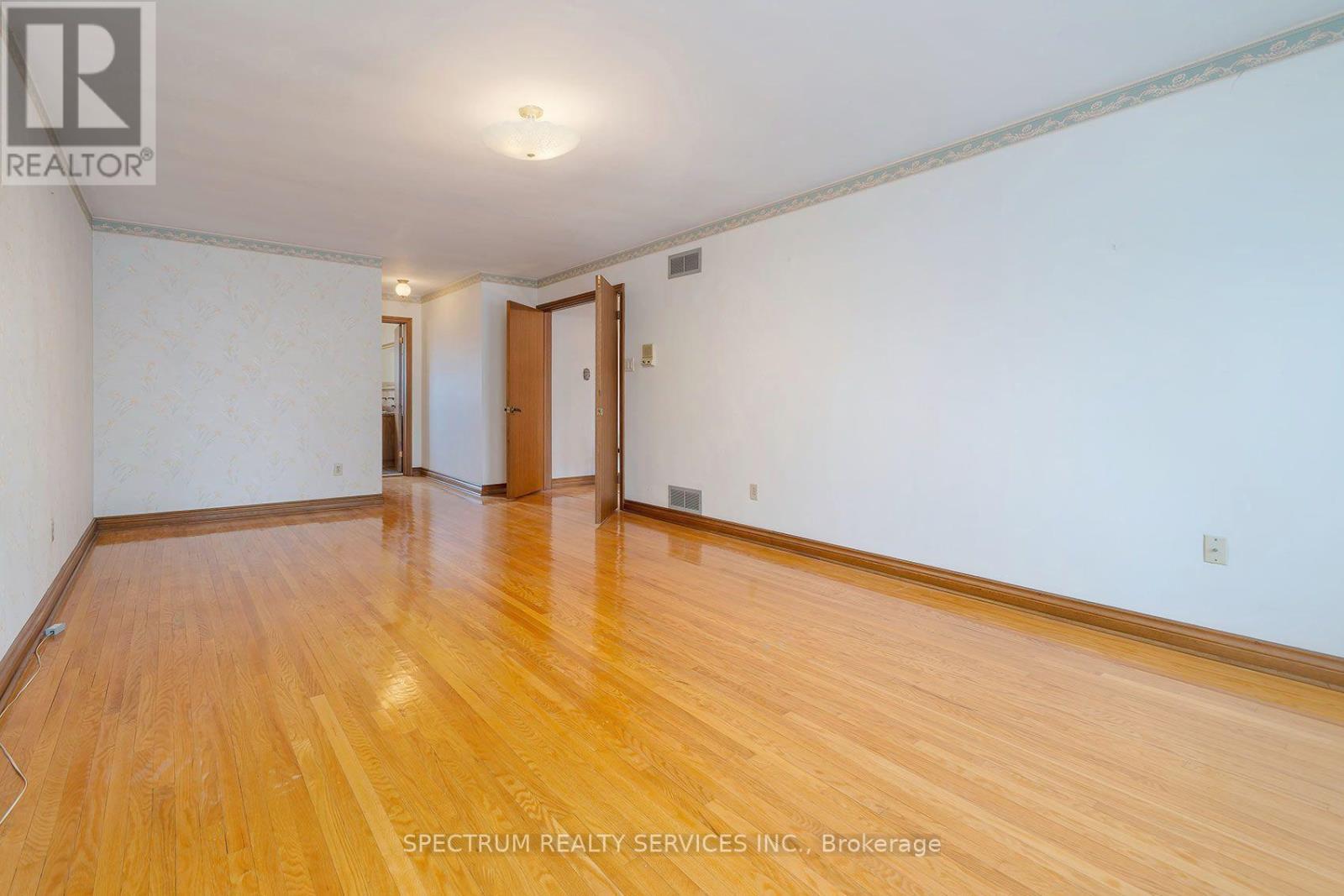 145a Whitfield Avenue, Toronto, Ontario  M9L 1H2 - Photo 26 - W13730388