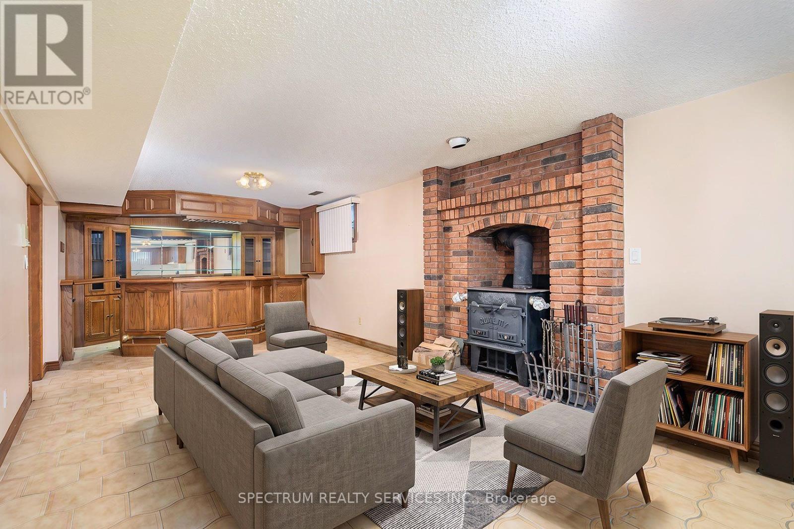145a Whitfield Avenue, Toronto, Ontario  M9L 1H2 - Photo 37 - W13730388
