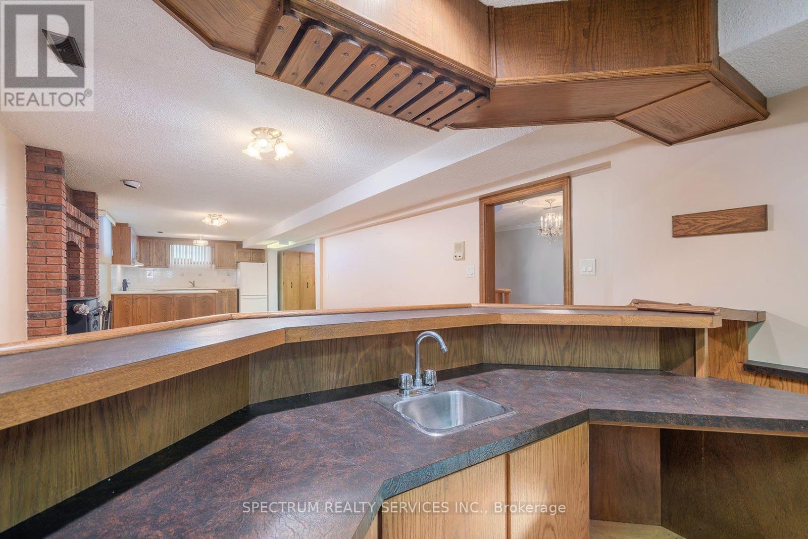 145a Whitfield Avenue, Toronto, Ontario  M9L 1H2 - Photo 38 - W13730388