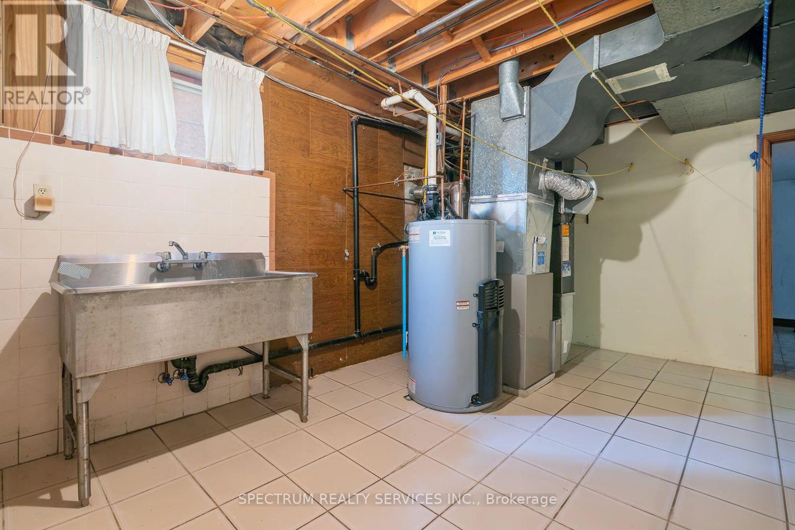 145a Whitfield Avenue, Toronto, Ontario  M9L 1H2 - Photo 43 - W13730388