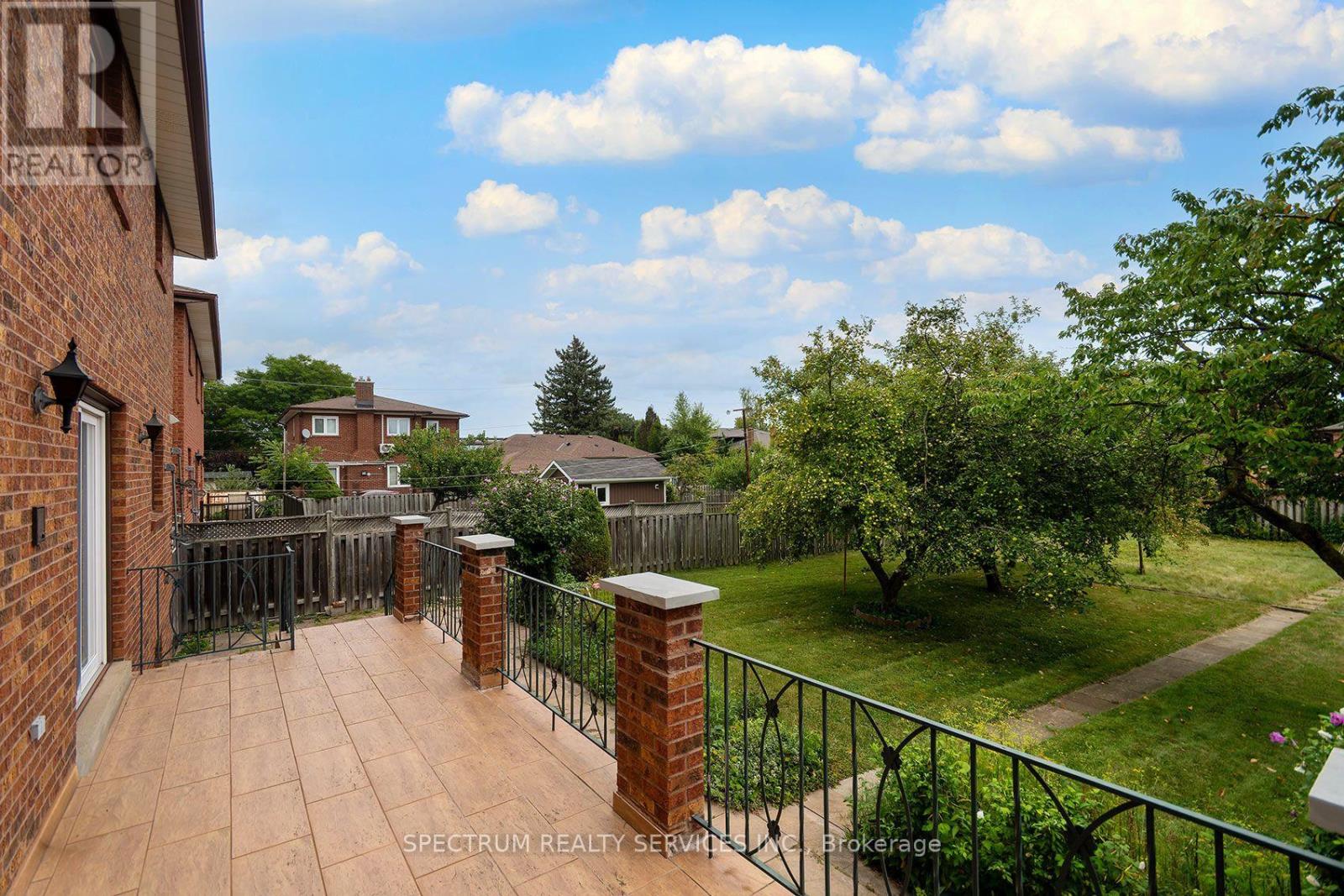 145a Whitfield Avenue, Toronto, Ontario  M9L 1H2 - Photo 46 - W13730388